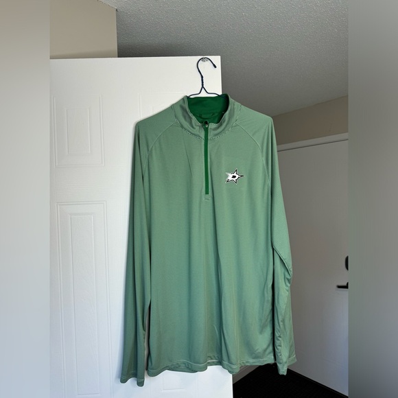 LEVEL WEAR “2 Dallas Stars Orion Icon Mantra”
Color: Green 
Size L
Chest: 42-44 - Picture 1 of 5